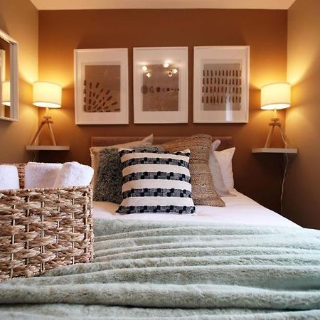 Observatory 2 Bedroom Apartment Overlooking Beach Σουόνσι Εξωτερικό φωτογραφία